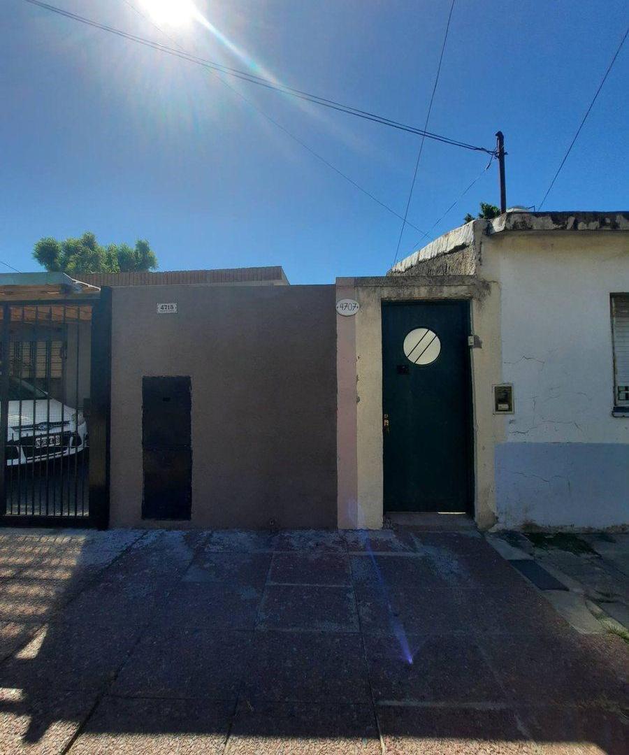 Venta PH al fondo 3 ambientes A Modernizar