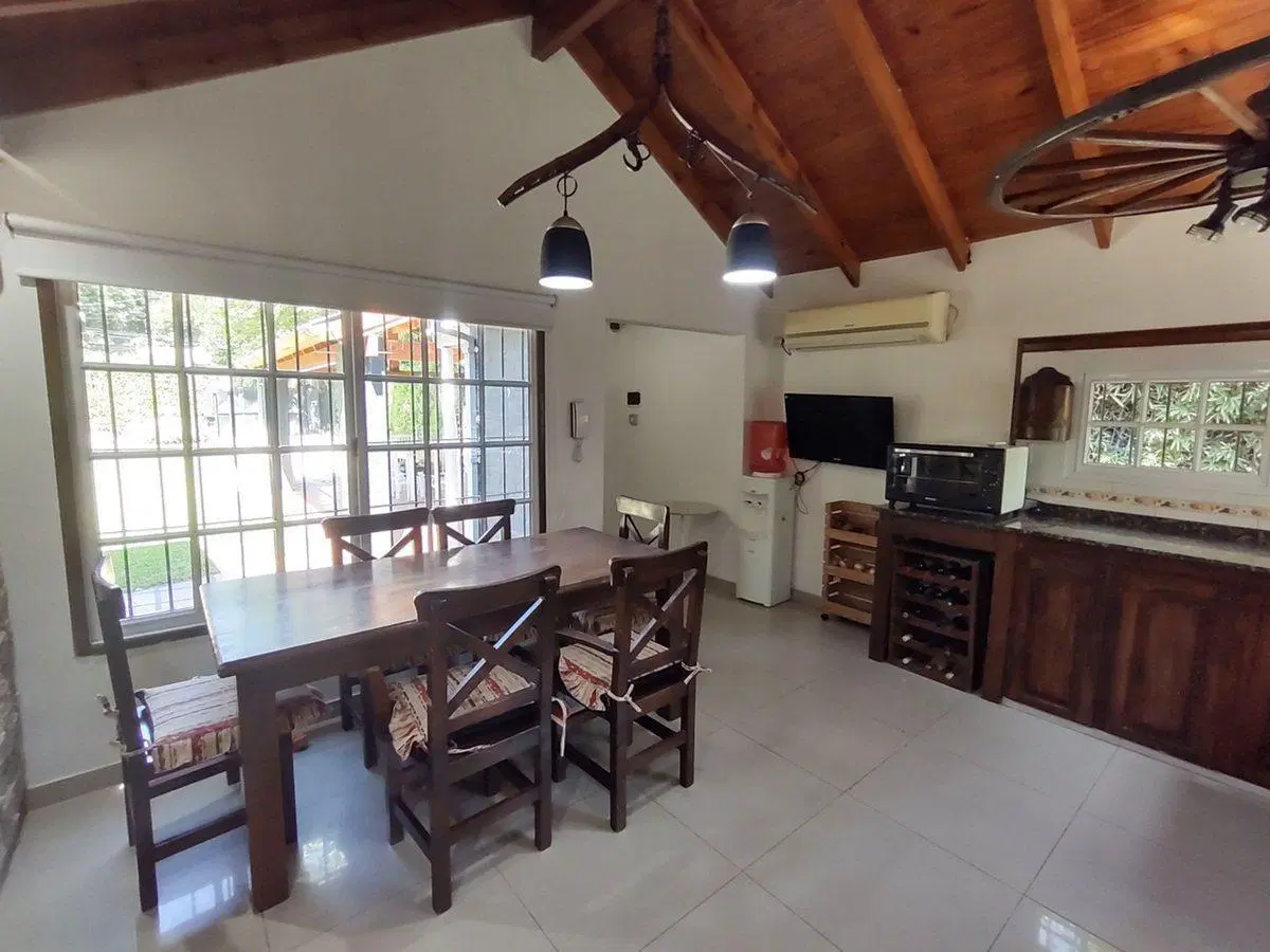 VENTA CASA PARQUE 3 AMBIENTES PILETA ZONA NORTE 4