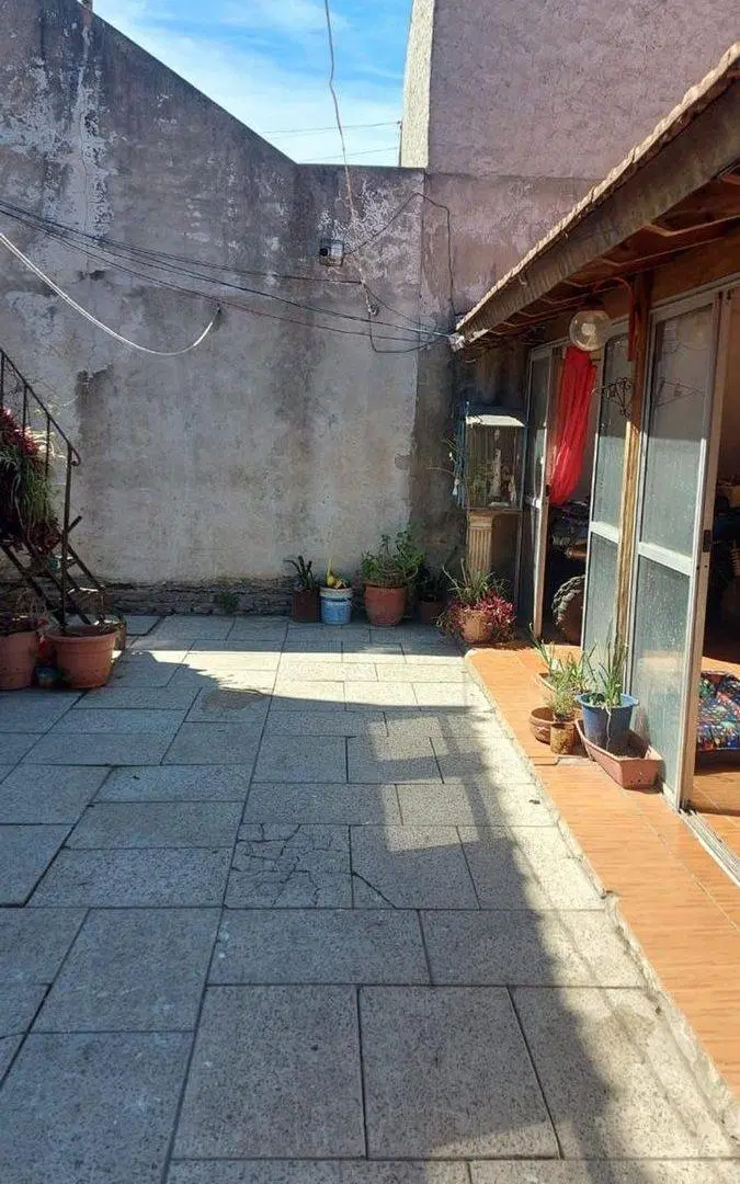 CASA MULTIFAMILIAR- CASTELAR, MORON 4