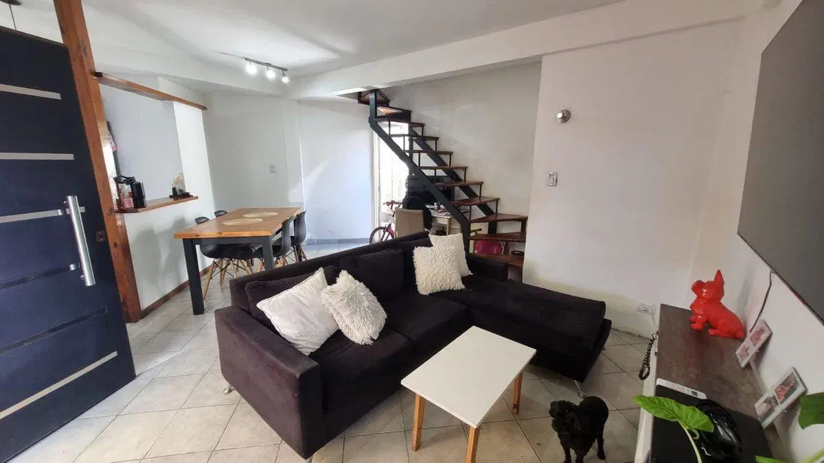 VENTA DUPLEX 3 AMB. SAN MIGUEL cochera patio 2