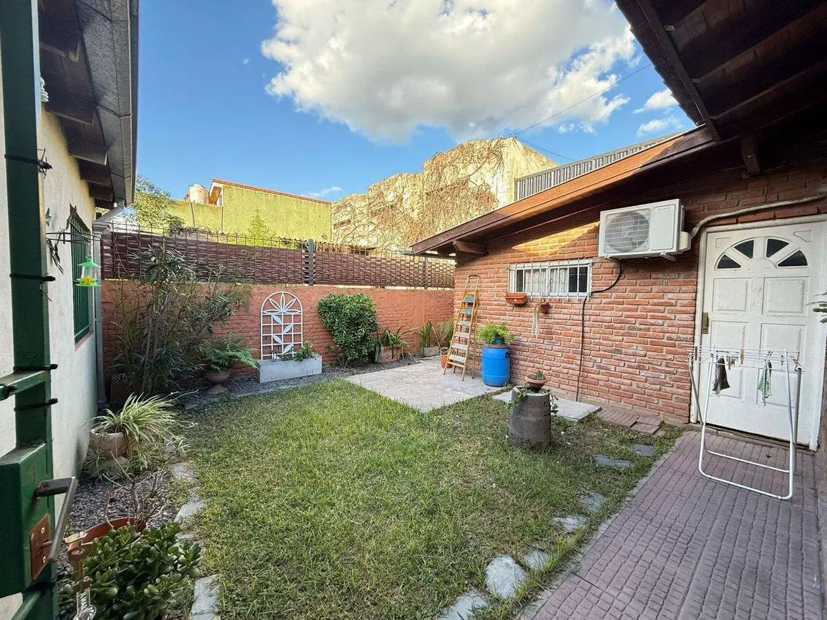 VENTA CASA 3 AMBIENTES MUÑIZ CENTRO. APTO CREDITO 2