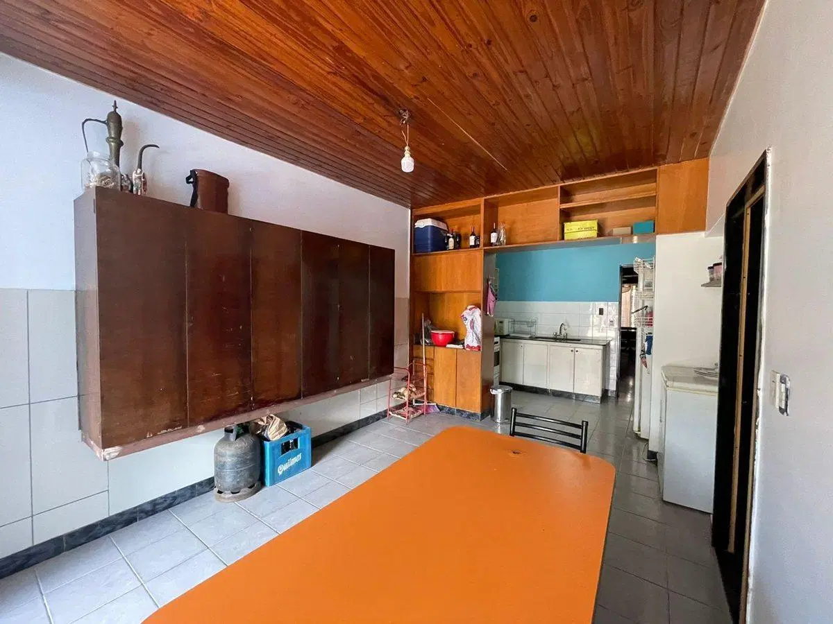 VENTA CASA 3 AMBIENTES MÁS 3 DEPTOS TRUJUI MORENO 3