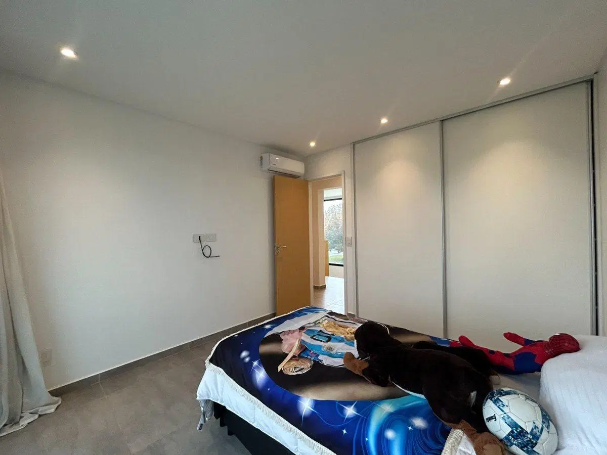 VENTA CASA AYRES PLAZA 6 AMB. 710 M2 LOTE - PILAR 4