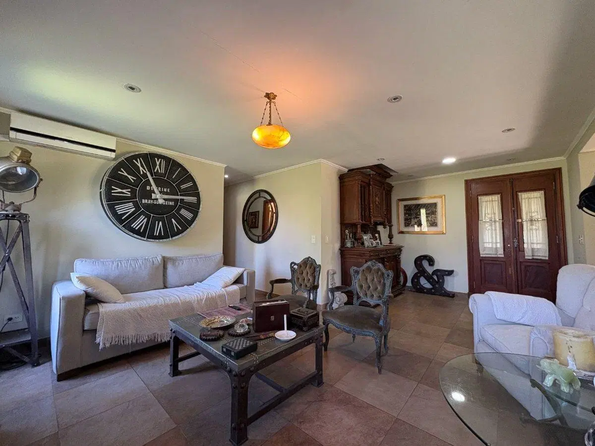VENTA CASA 4 AMB-QUINCHO B°CHACRAS OPEN DOOR LUJAN 2