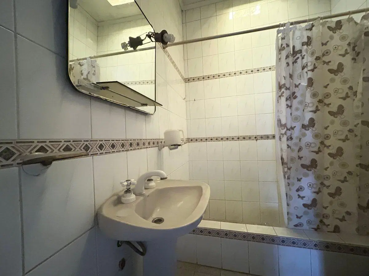 VENTA CASA 5 AMB C/COCHERA TALLER   -JOSE C PAZ 3