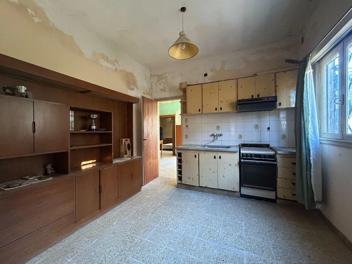 VENTA CASA 5 AMB C/COCHERA TALLER   -JOSE C PAZ 2