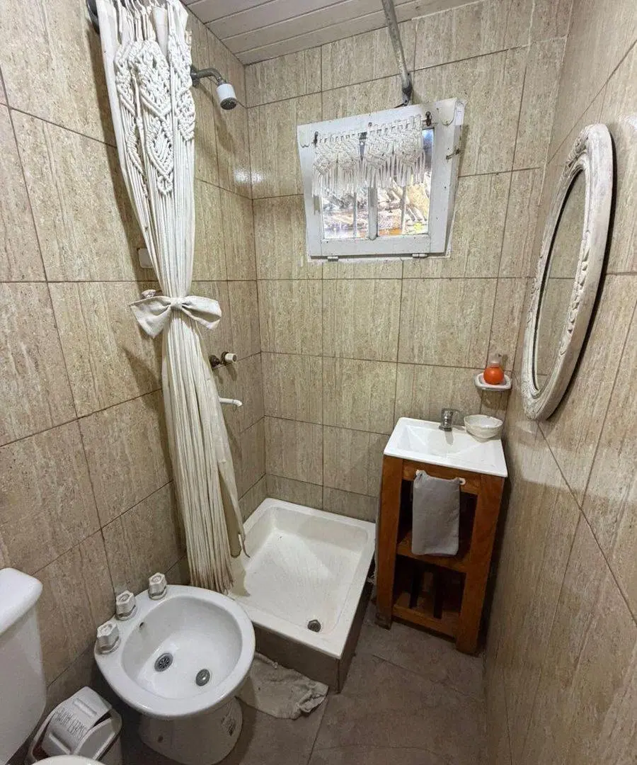 VENTA CASA 3 AMB CON JARDIN PILETA GRAL RODRIGUEZ 4