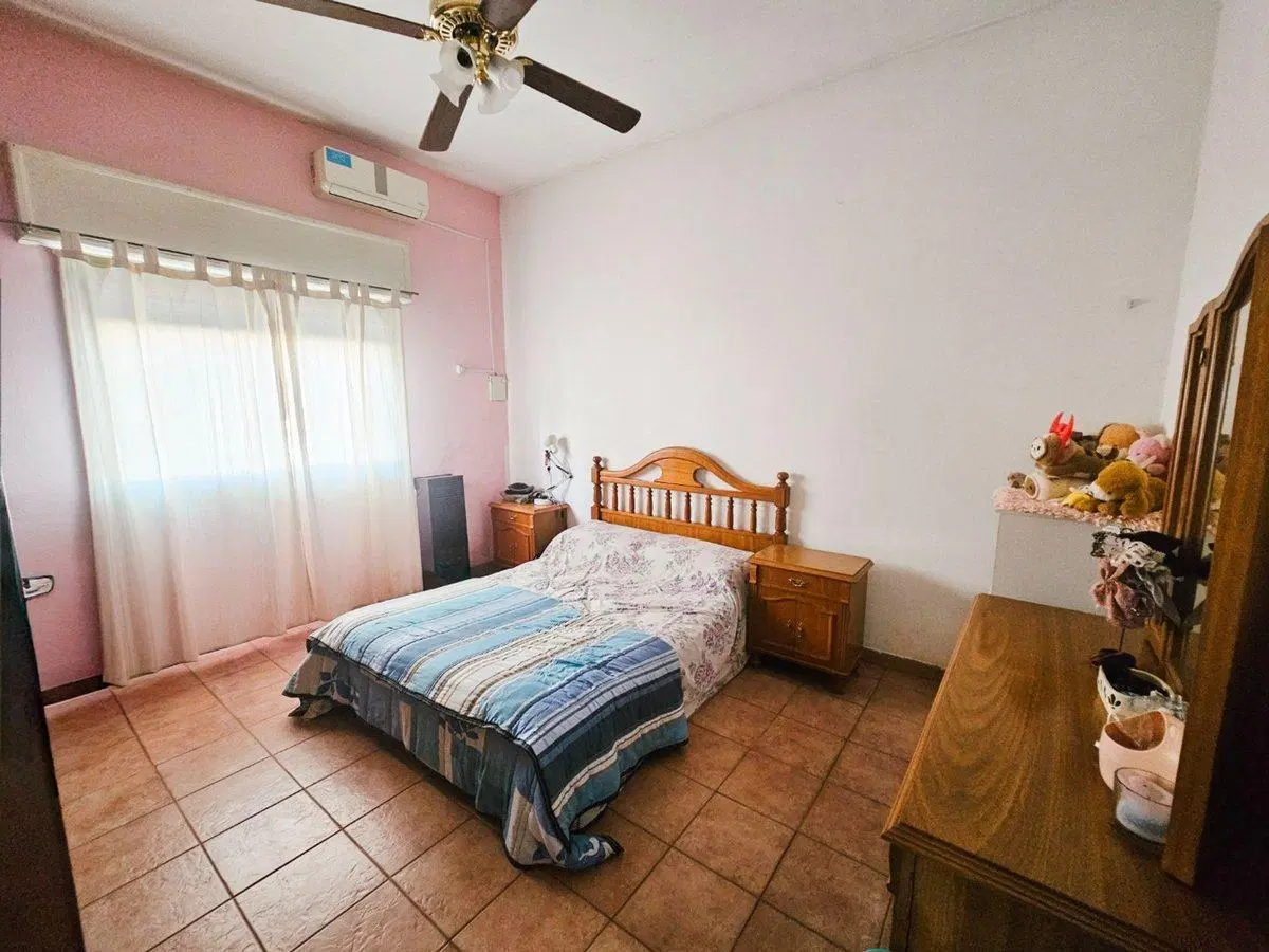 VENTA CASA 3 AMBIENTES OLIVOS 5