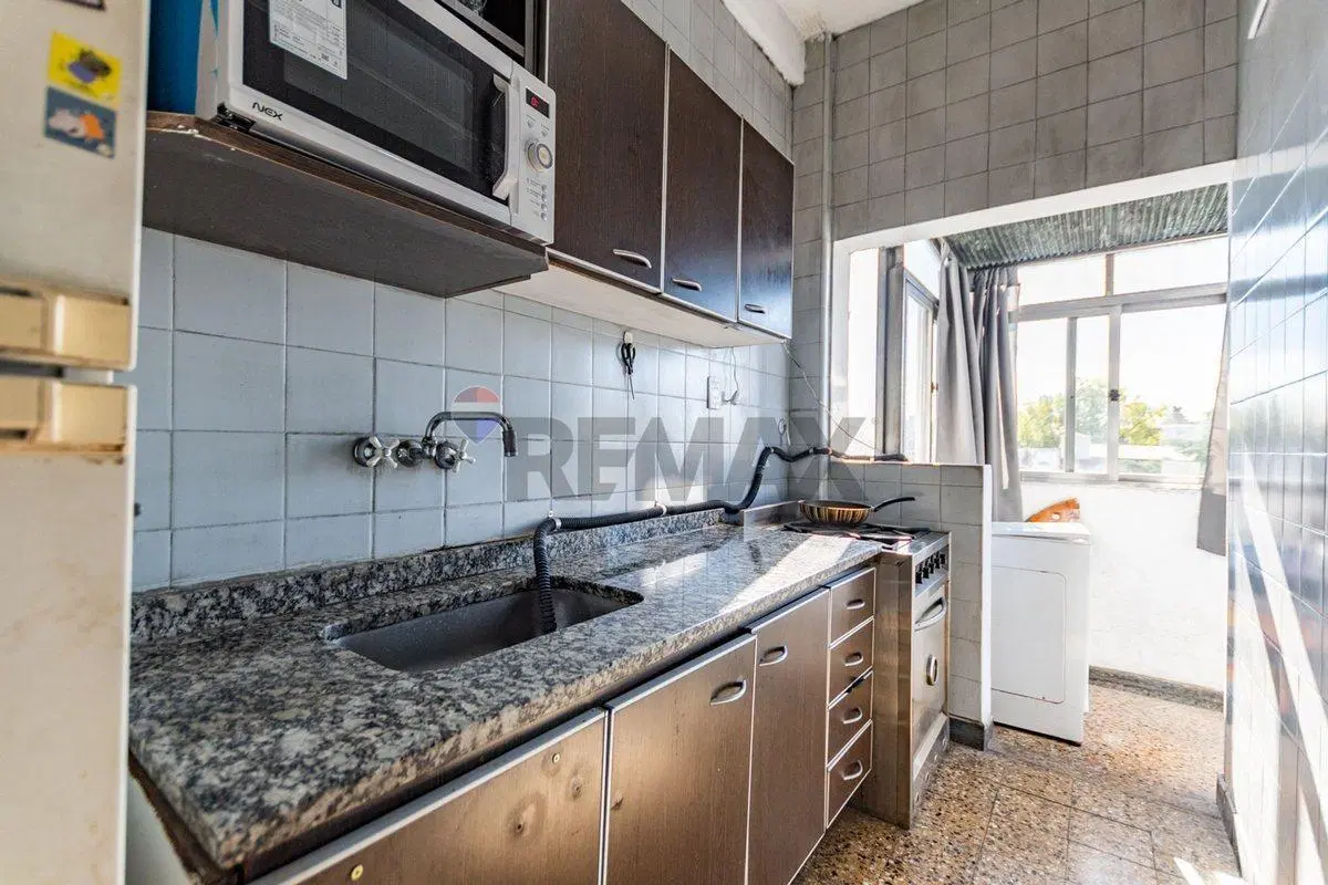 Venta Depto 2 amb con balcón en Villa Gral. Mitre 4