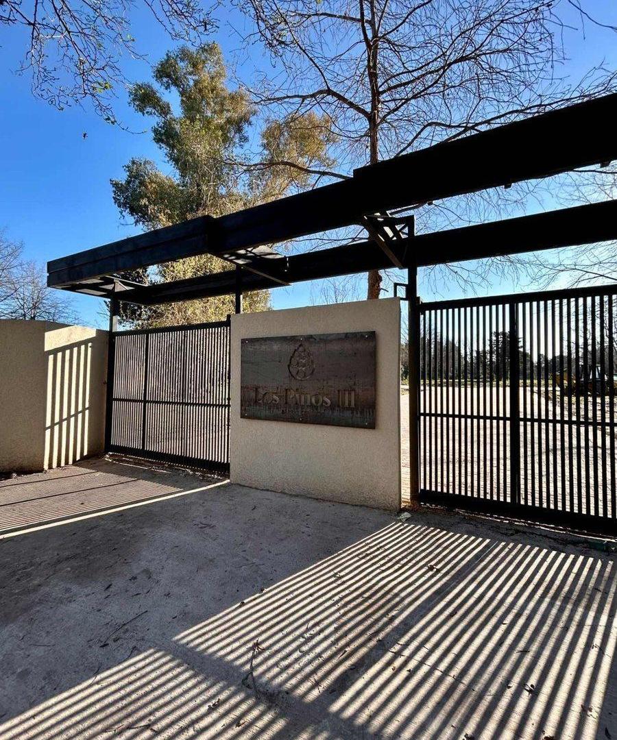 VENTA DE LOTES EN BARRIO CERRADO "LOS PINOS III"