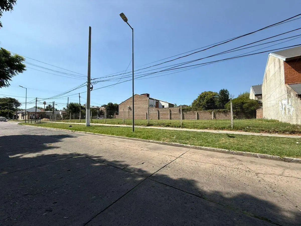 VENTA LOTE ESQUINA SAN MIGUEL APTO CRÉDITO 2