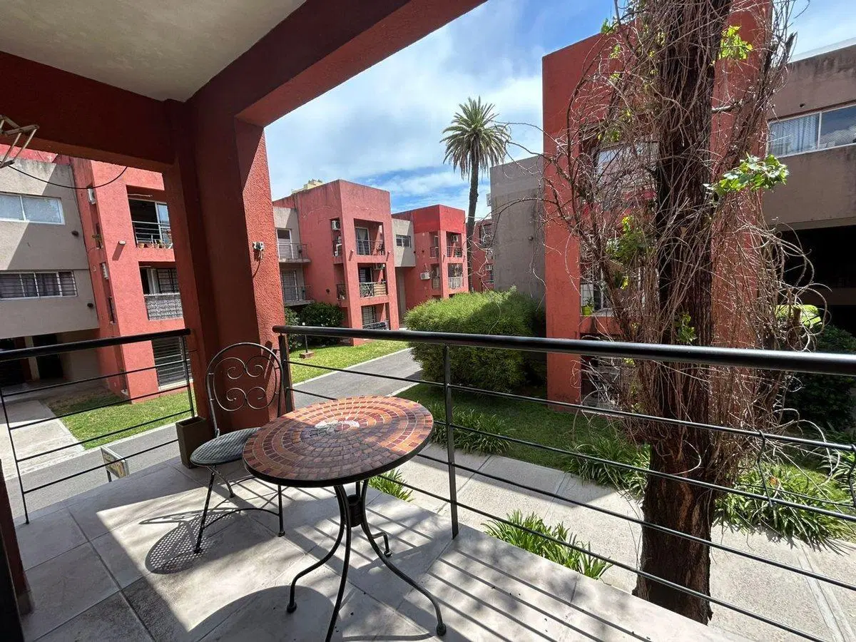VENTA MONOAMBIENTE CON COCHERA EN SAN MIGUEL 5