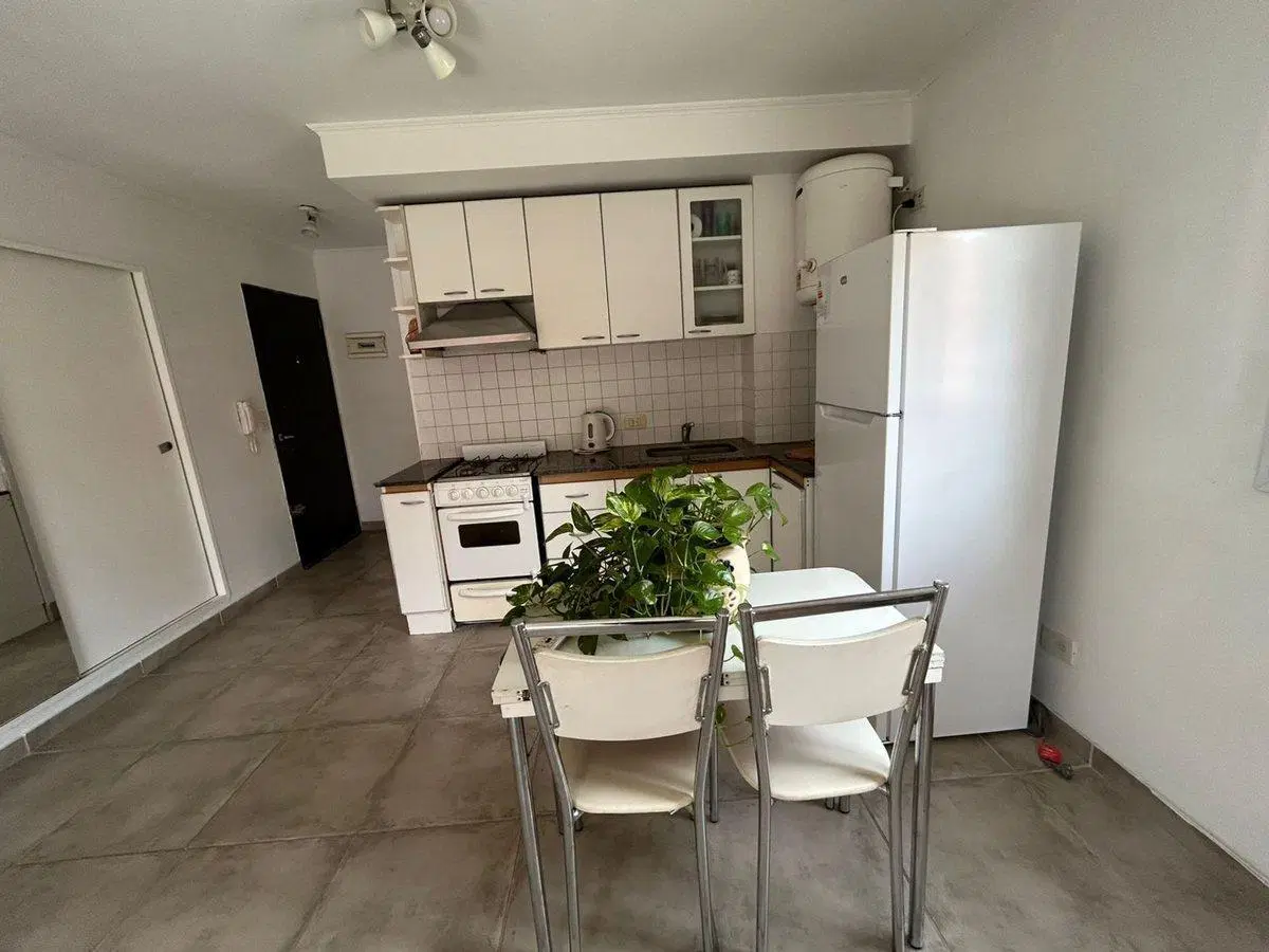 VENTA MONOAMBIENTE CON COCHERA EN SAN MIGUEL 4