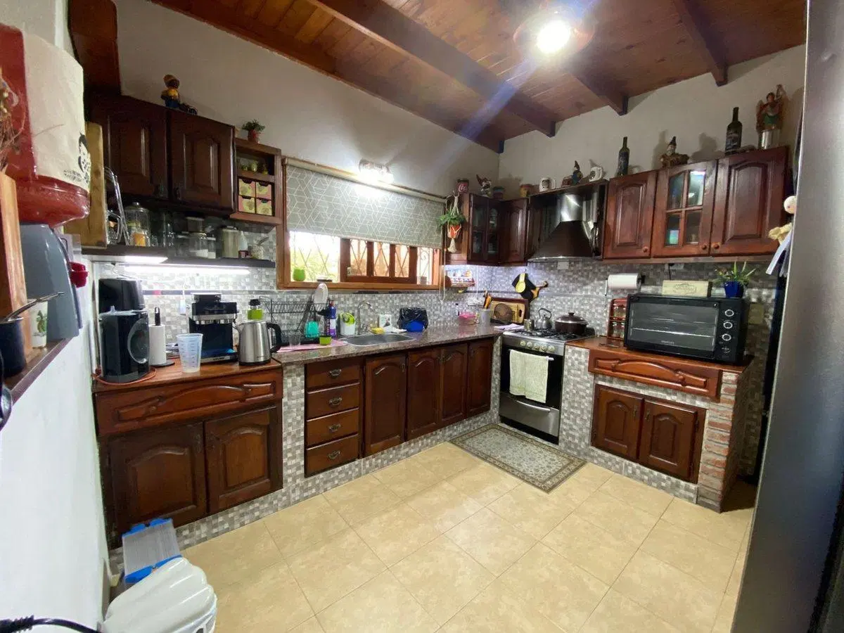 VENTA 2 CASAS ITUZAINGO 4