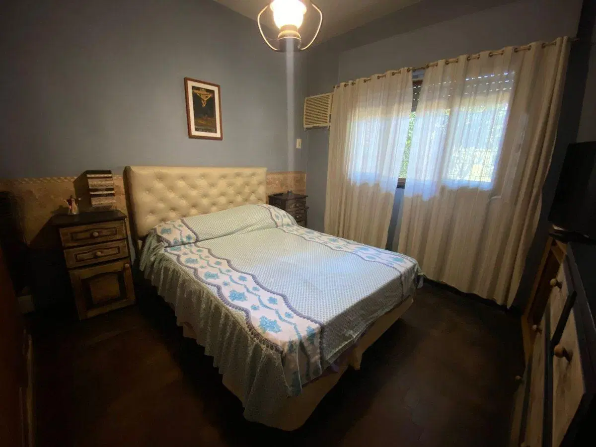 VENTA PH CASA MORON 2