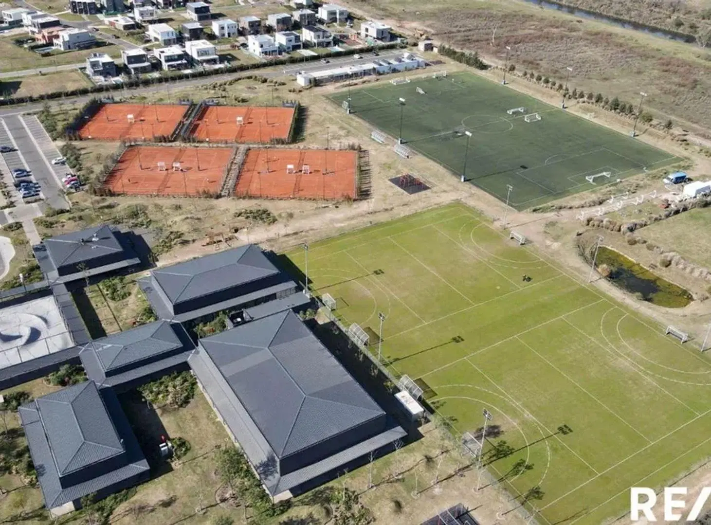 VENTA TERRENO PUERTOS DEL LAGO AMARRRAS ESCOBAR 3