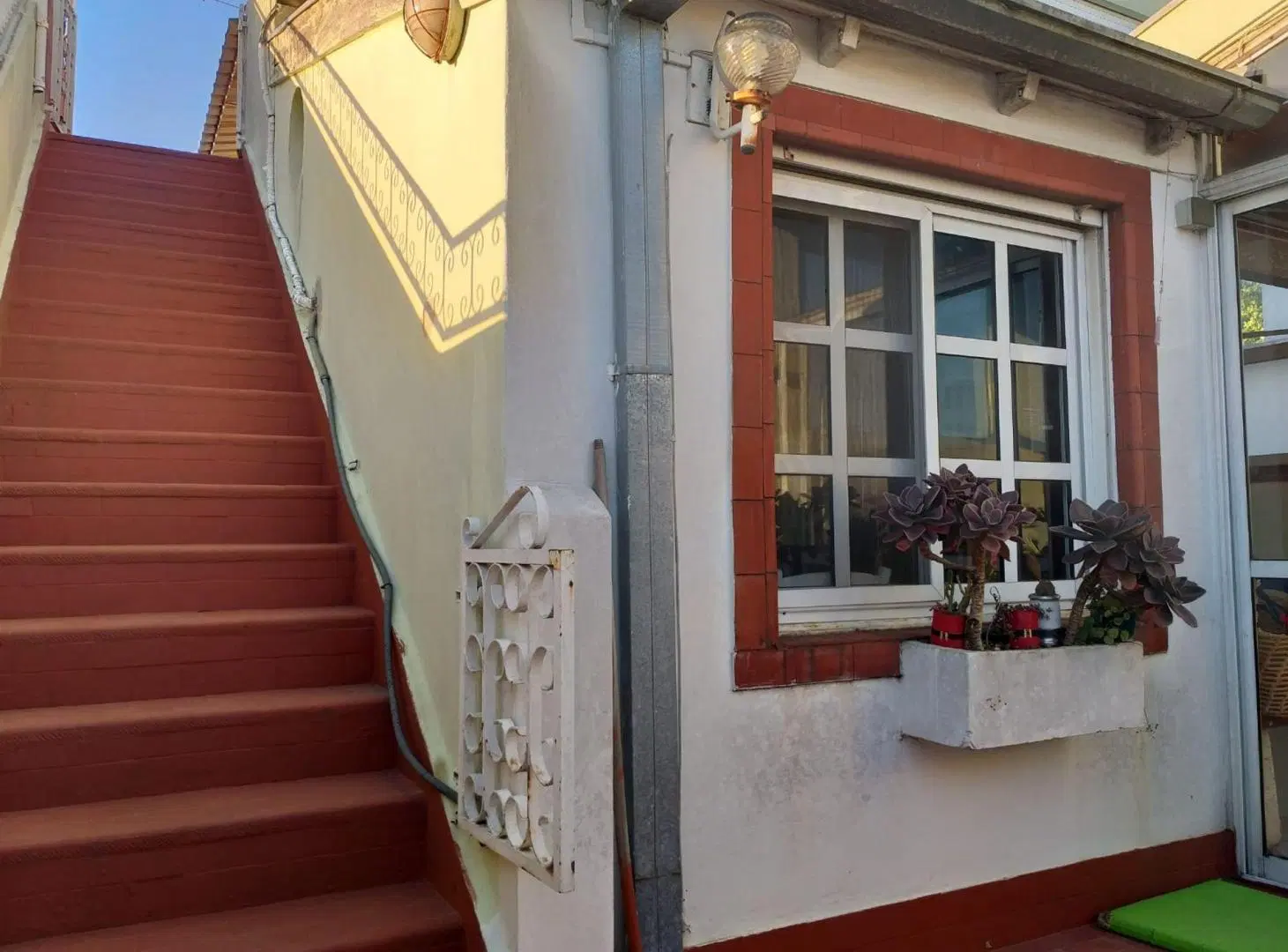 VENTA CASA 4 AMBIENTES CON LOCAL VILLA LYNCH 4