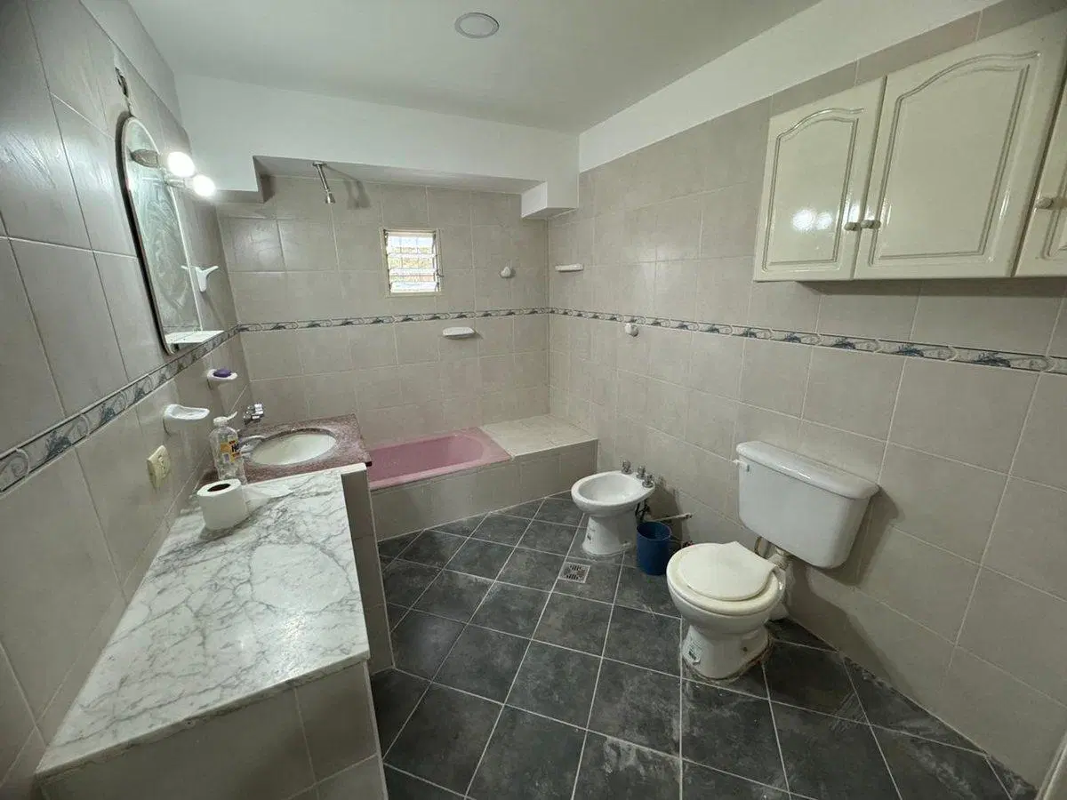 VENTA QUINTA 5 AMB GRAND BOURG CON PILETA Y PARQUE 5