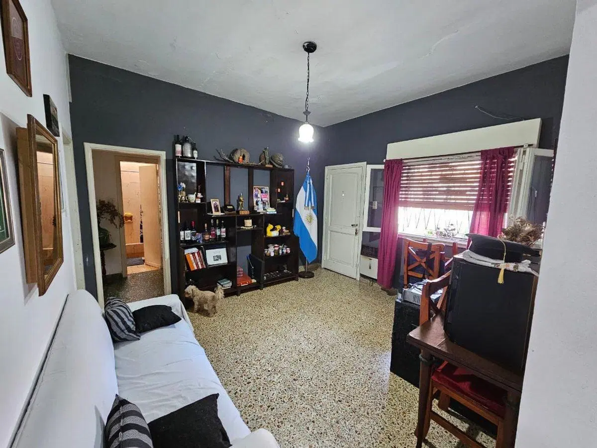 VENTA CASA 5 AMBIENTES EN JOSE C PAZ 2