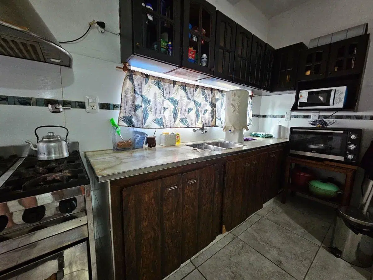 VENTA CASA 5 AMBIENTES EN JOSE C PAZ 3