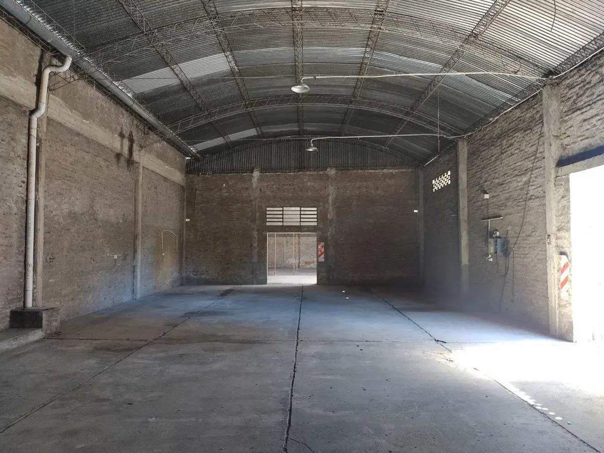 VENTA GALPON DEPOSITO CASA Y OFICINA SAN MIGUEL 8
