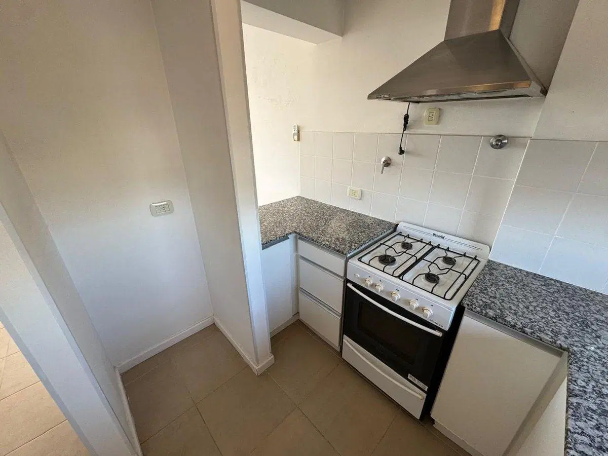 VENTA, DEPARTAMENTO 2 AMB. Y COCHERA - SAN MIGUEL 2