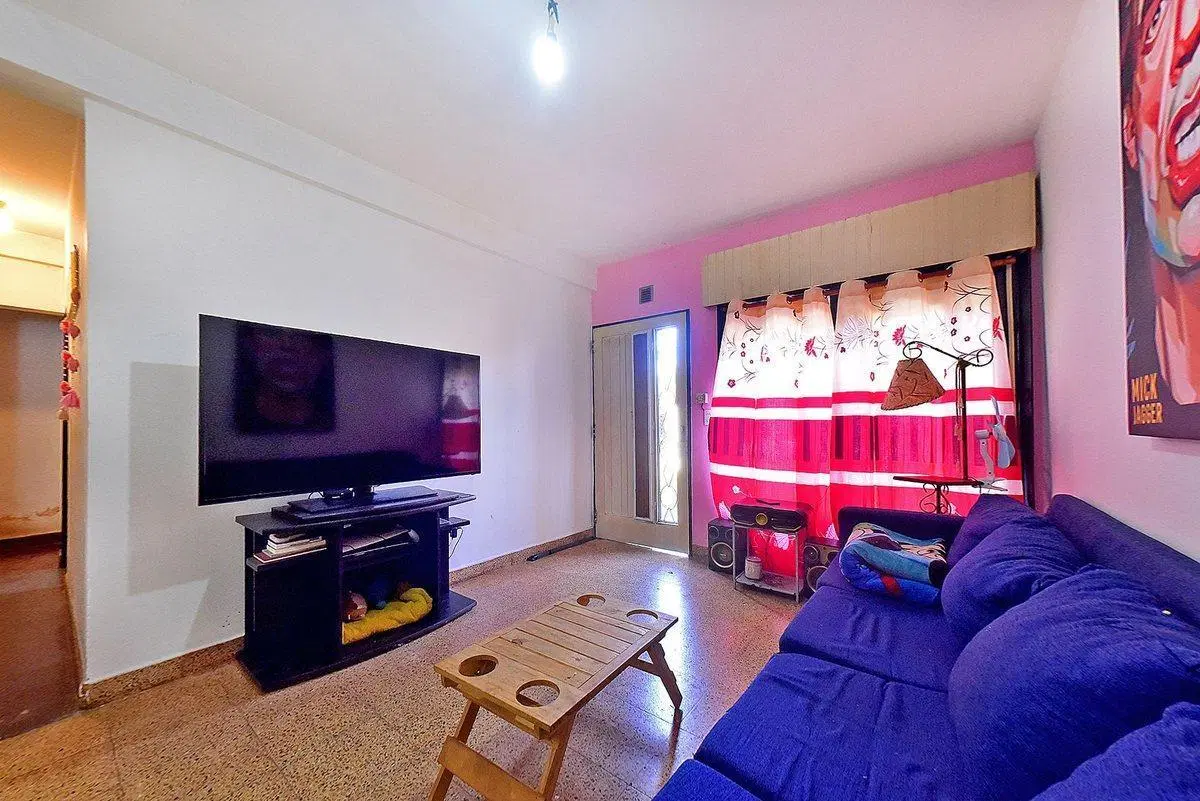 VENTA CASA 4 AMB APTO CREDITO HURLINGHAM V. TESEI 5