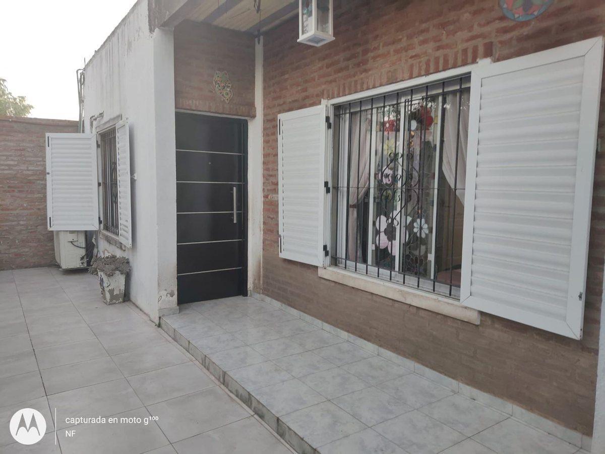 Foto de VENTA CASA 4 AMBIENTES GENERAL RODRIGUEZ, imagen 2