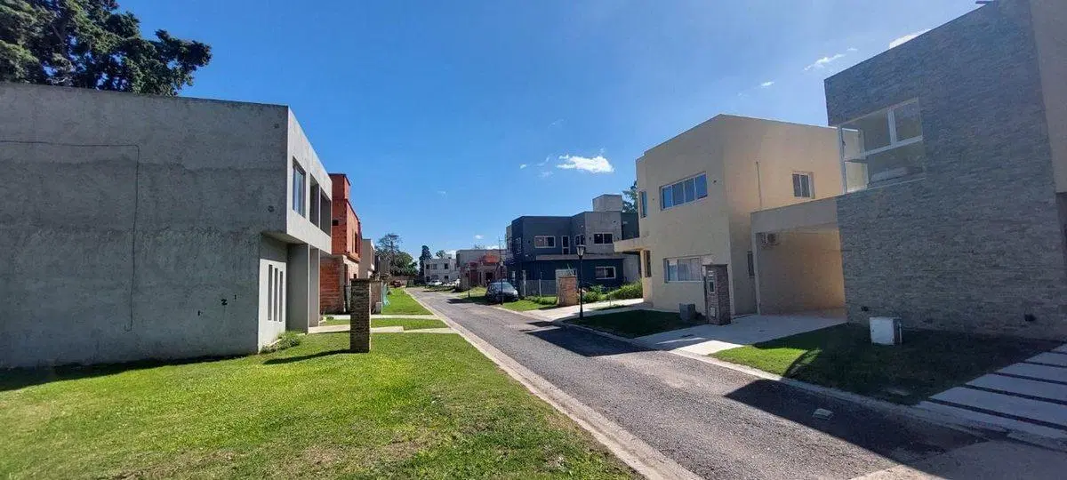 Venta de Lote en Barrio Cerrado LAS MAGNOLIAS 5
