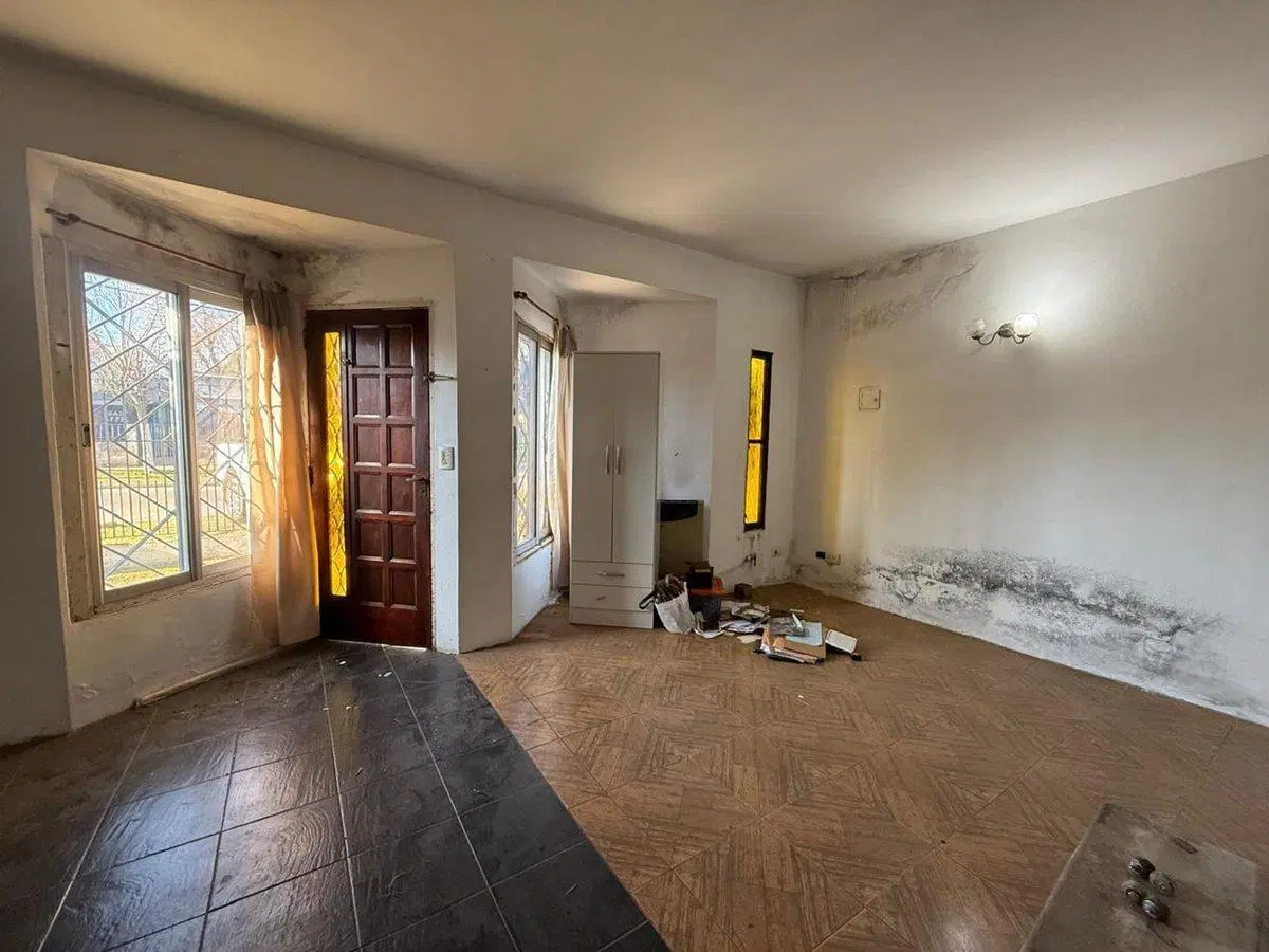 VENTA CASA MULTIFAMILIAR TALAR PILETA QUINCHO 4