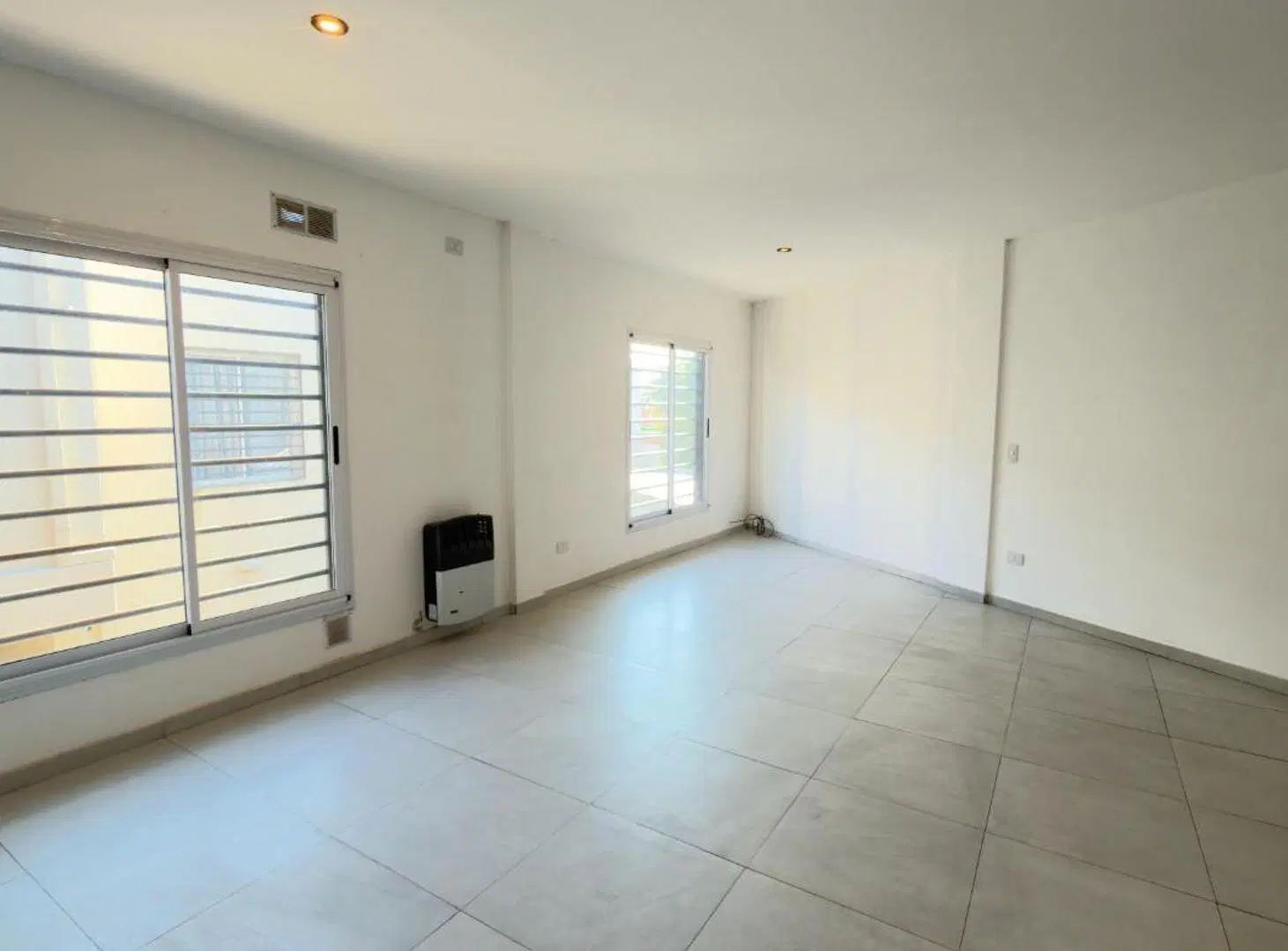 ALQUILER  DEPARTAMENTO MONOAMBIENTE AMPLIO 2