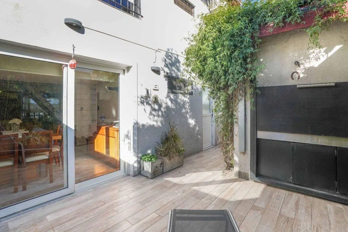 VENTA CASA 5 AMB RECICLADA CON COCHERA EN OLIVOS 3