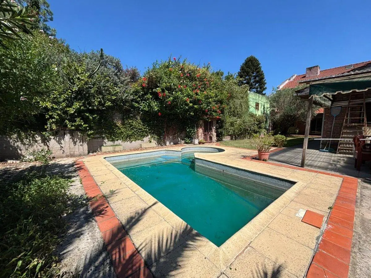 VENTA CASA 4 AMBIENTES BELLA VISTA 3