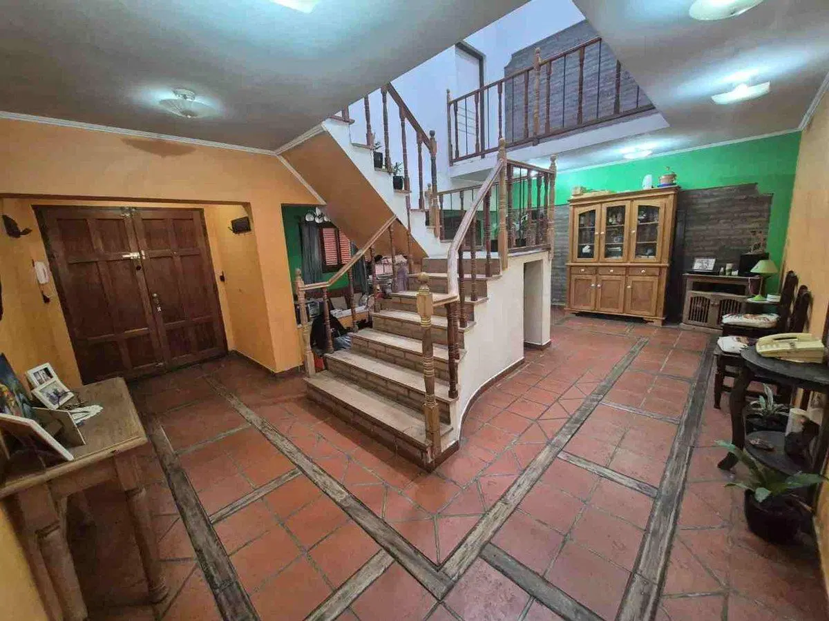 VENTA CASA 4 AMBIENTES BELLA VISTA 4