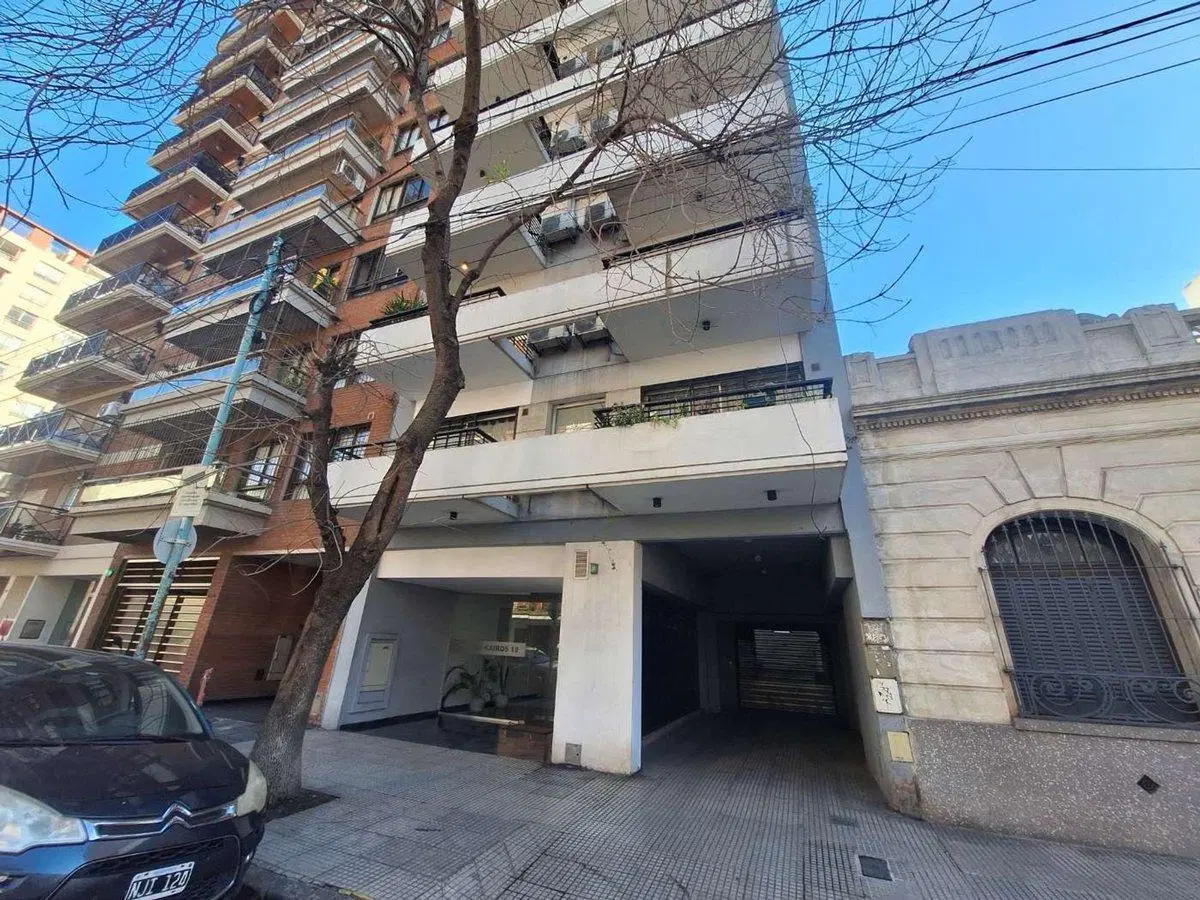 VENTA 2 AMBIENTES  COCHERA VILLA URQUIZA 3