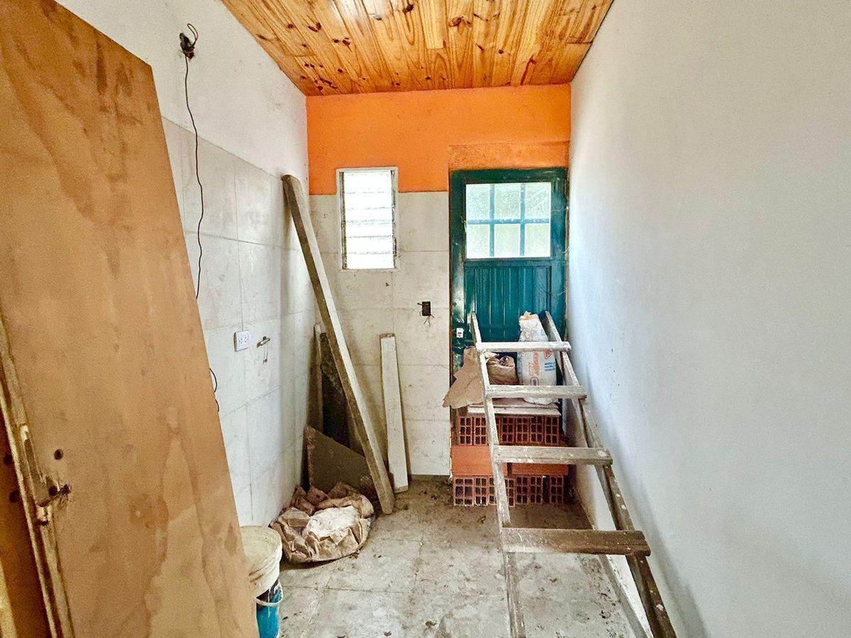 Foto de VENTA CASA TRES AMB. DOS DEPTOS PARQUE SAN MIGUEL, imagen 2