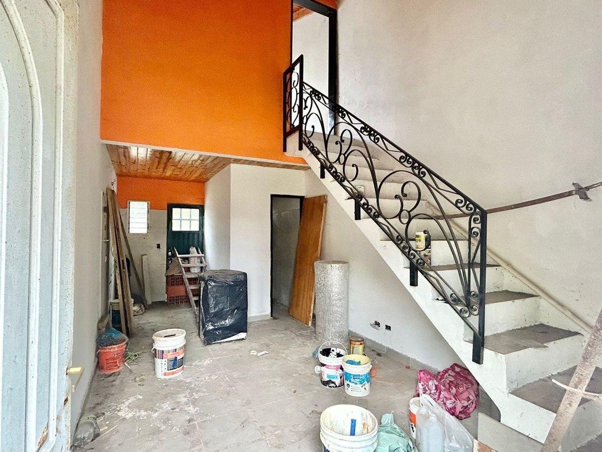 VENTA CASA TRES AMB. DOS DEPTOS PARQUE SAN MIGUEL