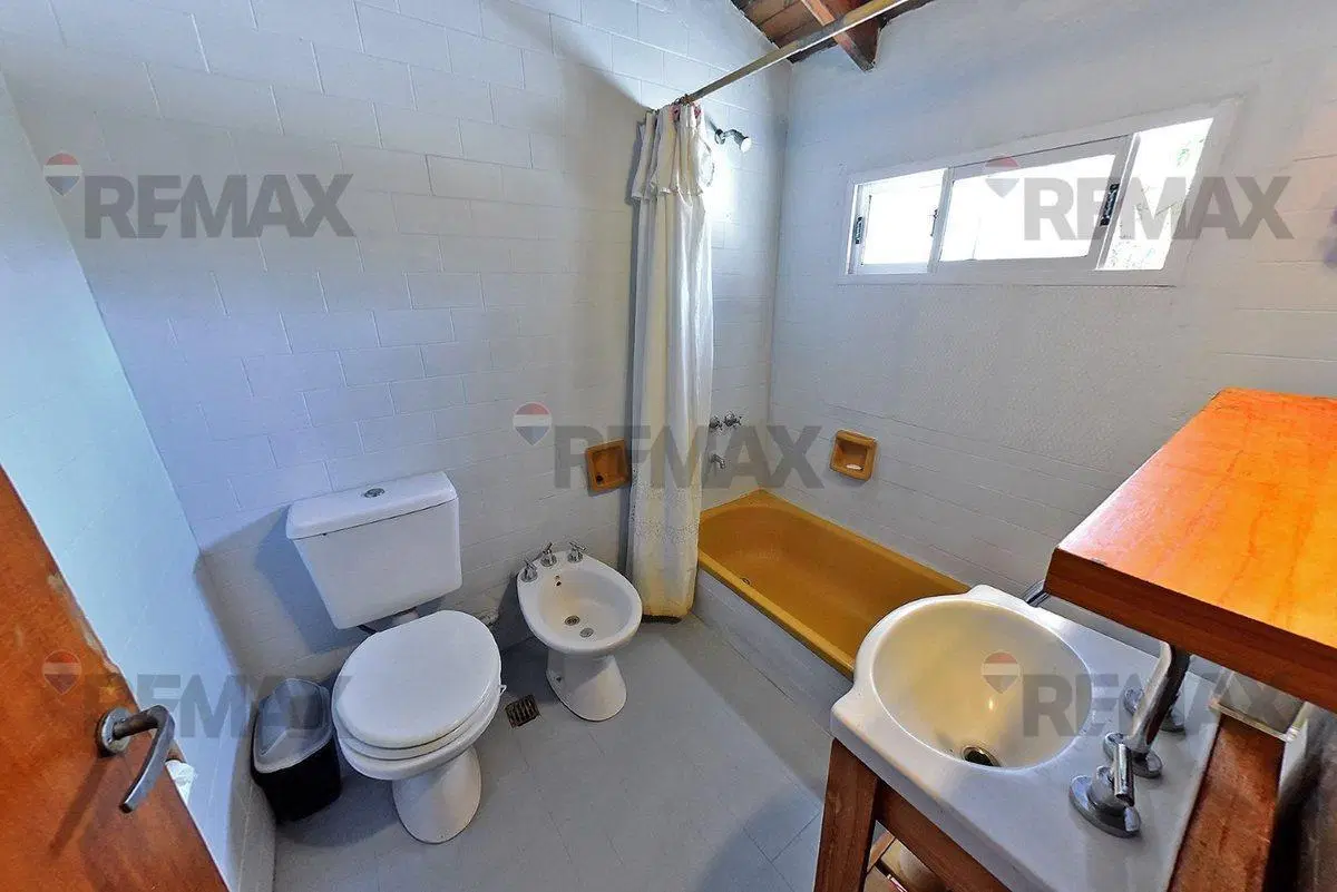 CASA 5 AMBIENTES-BELLA VISTA-APTO CRÉDITO-PISCINA 8