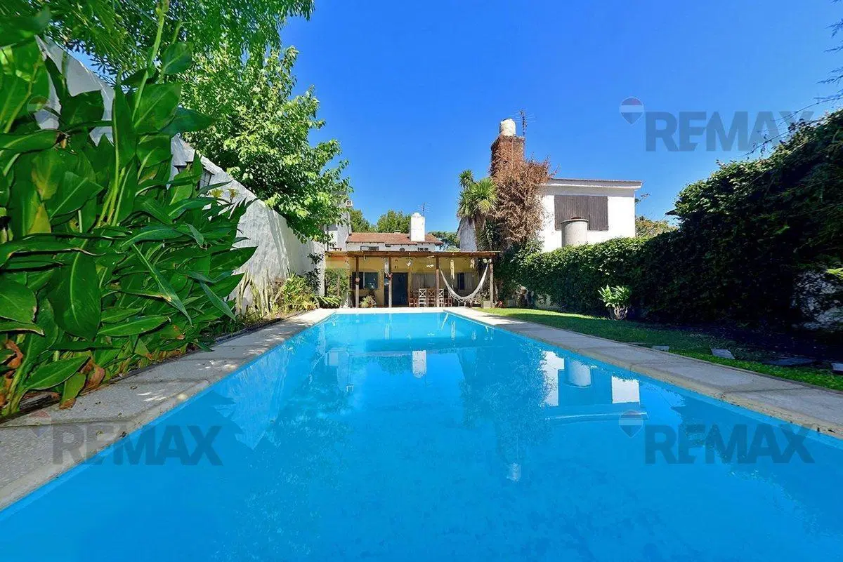 CASA 5 AMBIENTES-BELLA VISTA-APTO CRÉDITO-PISCINA 5