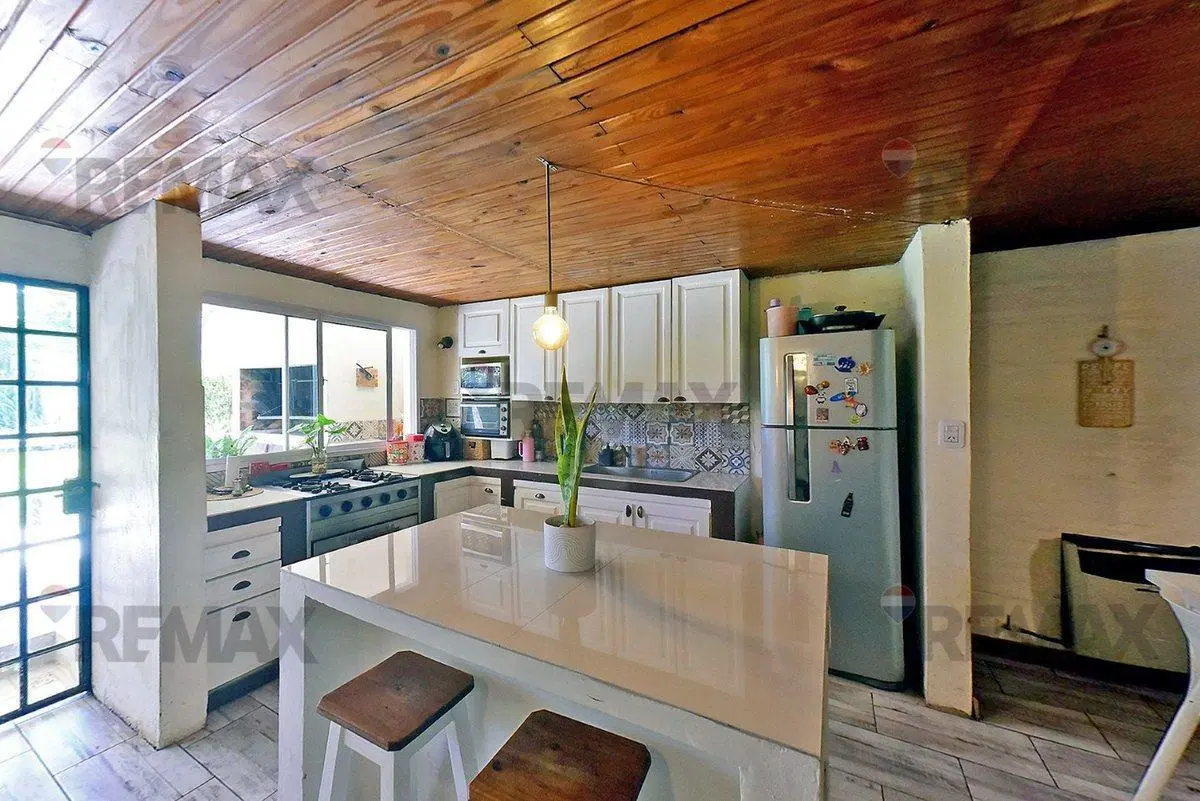 CASA 5 AMBIENTES-BELLA VISTA-APTO CRÉDITO-PISCINA 4