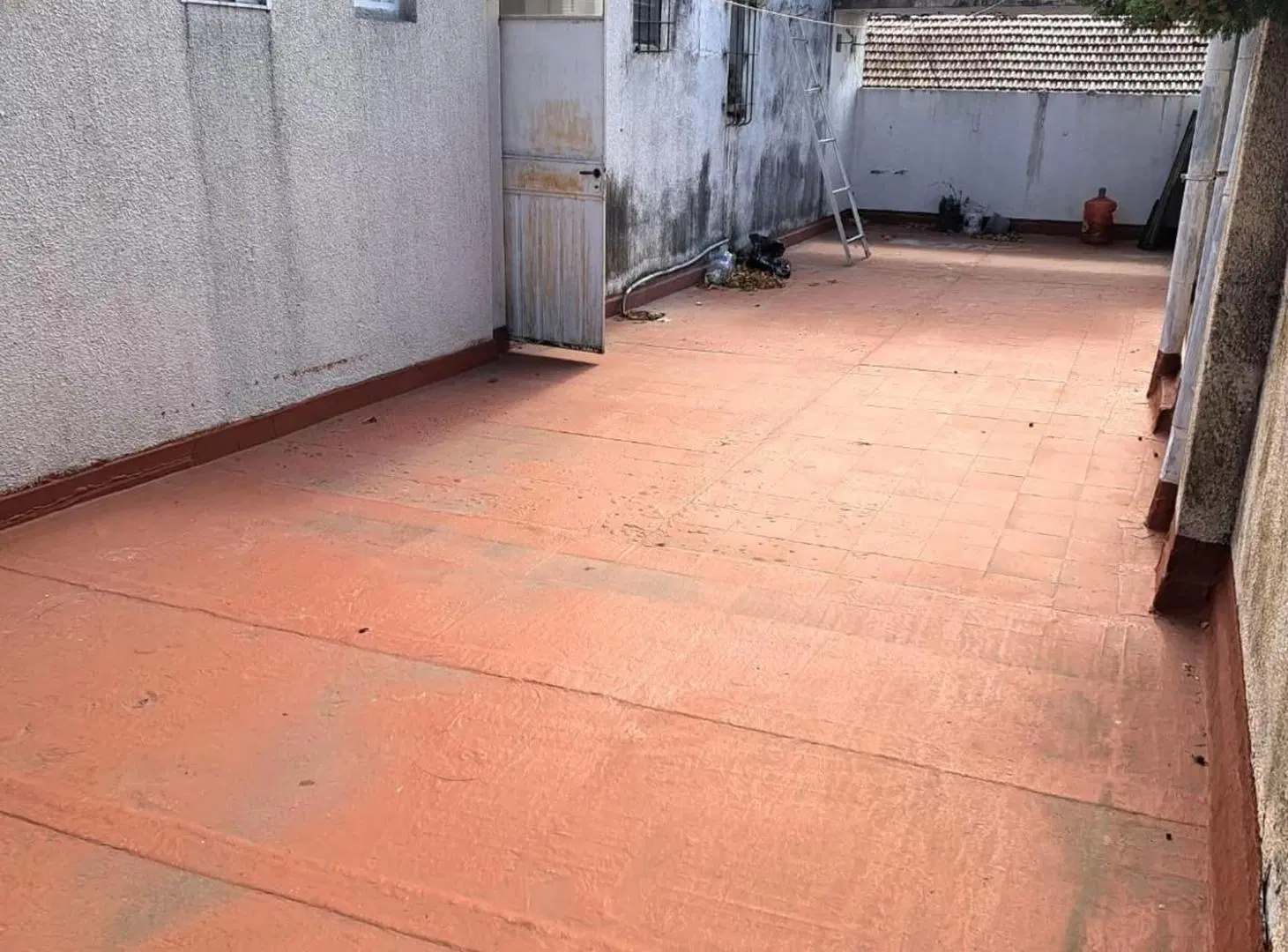 VENTA MONOAMBIENTE EN CASTELAR 5