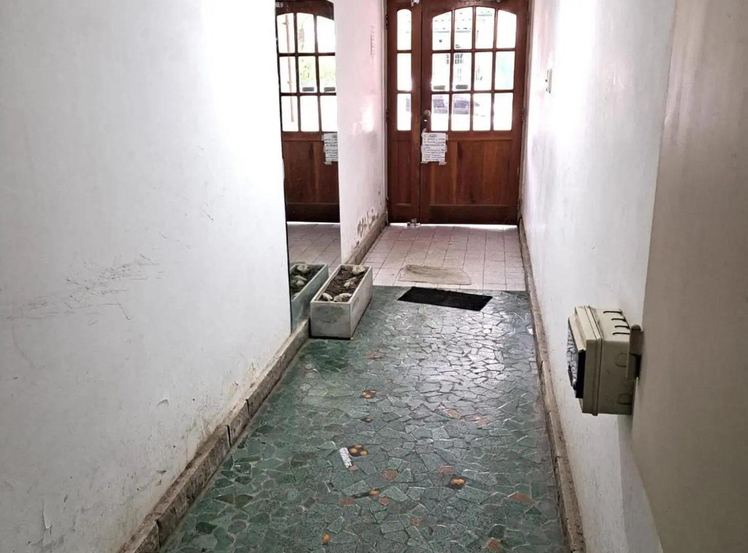 VENTA MONOAMBIENTE EN CASTELAR 5