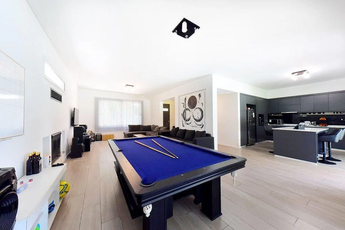 VENTA CASA 6 AMB. SAN MIGUEL C/PARQUE Y PILETA 4