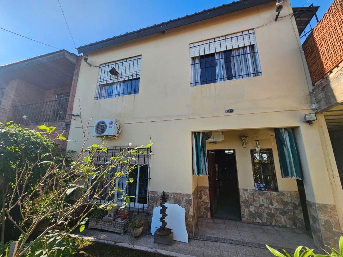 VENTA CASA 5 AMBIENTES CENTRO DE JOSE C PAZ