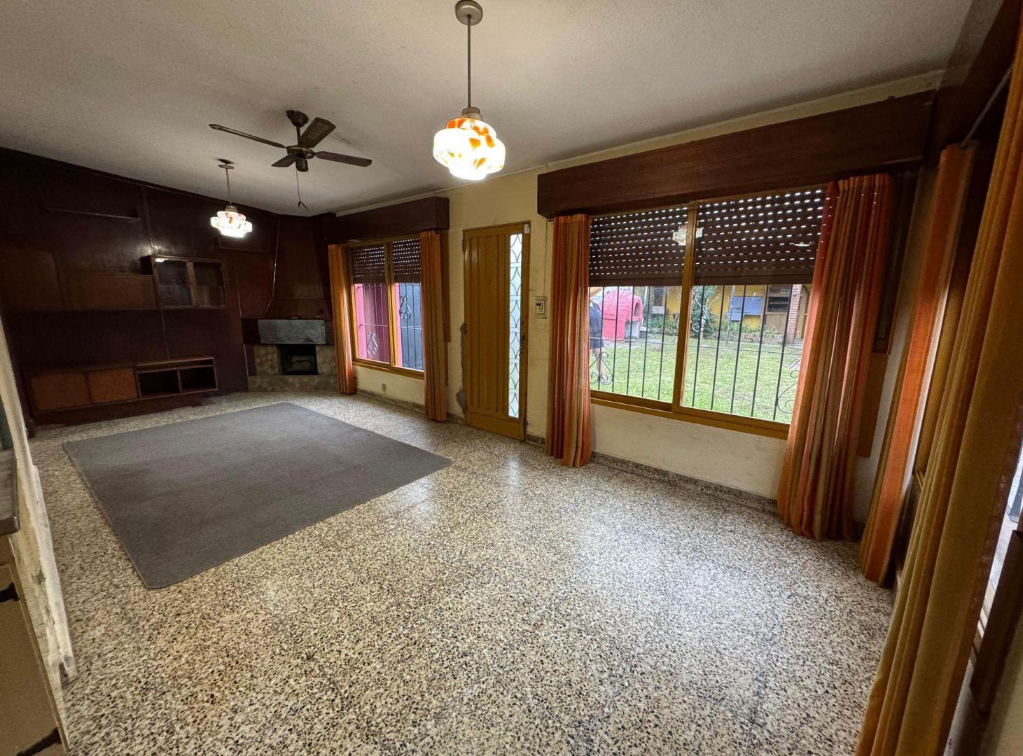 VENTA CASA 3 AMB C/ COCHERA, JOSÉ C. PAZ