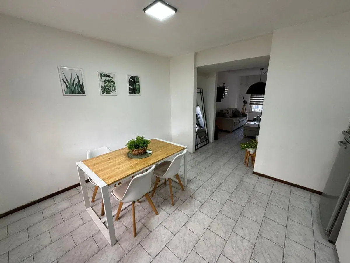 VENTA DUPLEX 4 AMBIENTES CON COCHERA EN ITUZAINGO 3