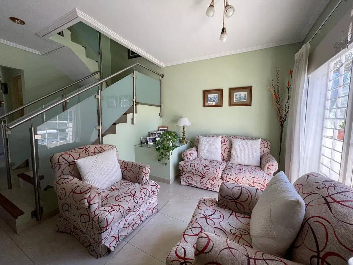 VENTA PH 4 AMBIENTES DOBLE COCHERA CIUDAD JARDIN 3