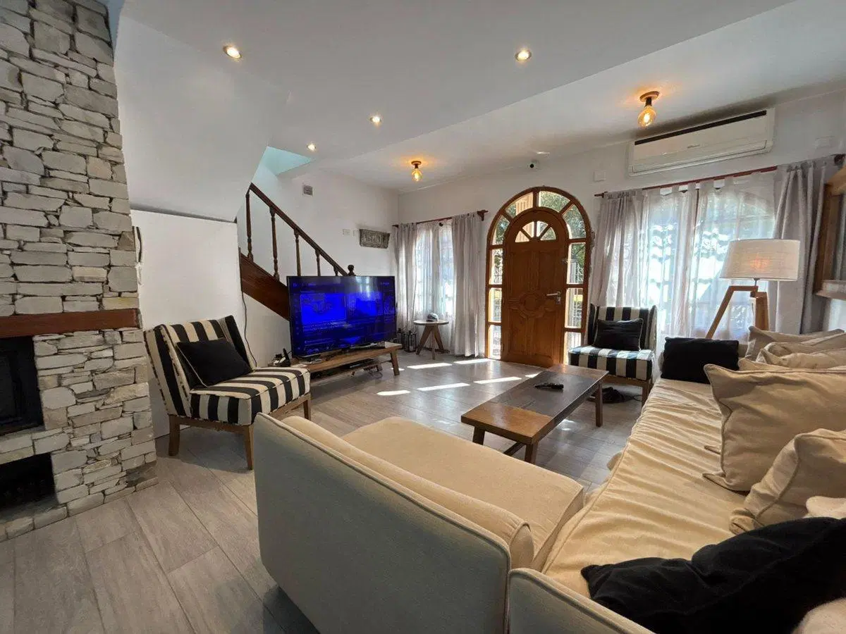 VENTA CASA 5 AMB. SAN MIGUEL PATIO PILETA COCHERA 2