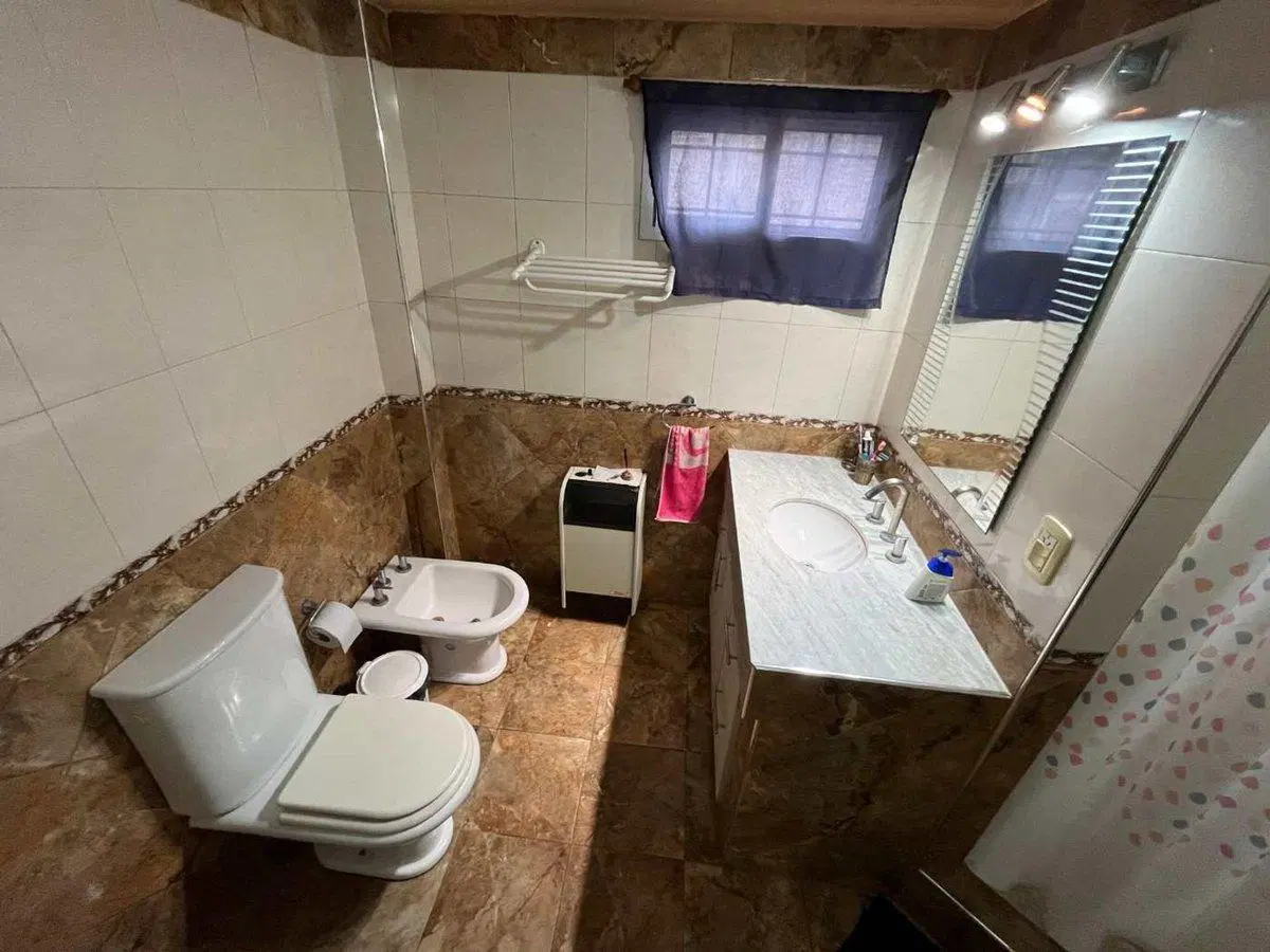 VENTA CASA 4 AMBIENTES MULTIFAMILIAR JOSE C PAZ 3