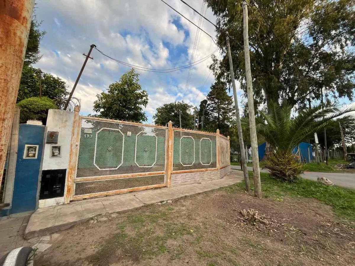 VENTA CASA 4 AMBIENTES MULTIFAMILIAR JOSE C PAZ 2